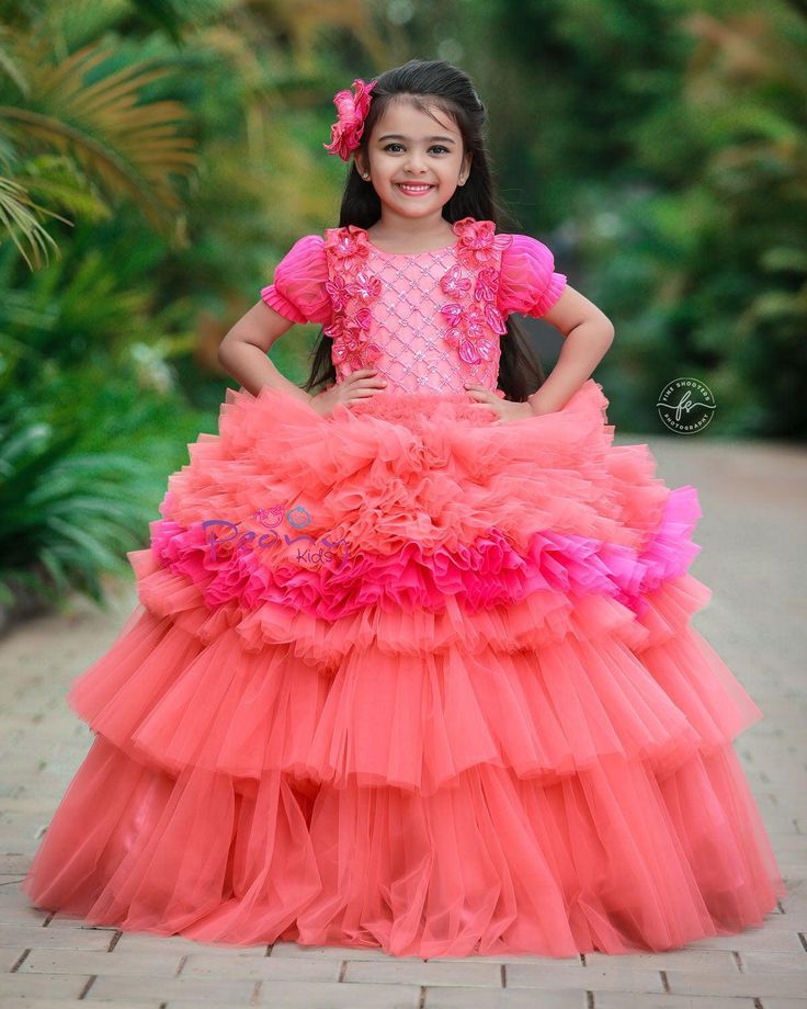 Kids gown